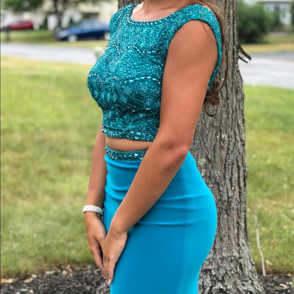 Two piece Prom dress!!